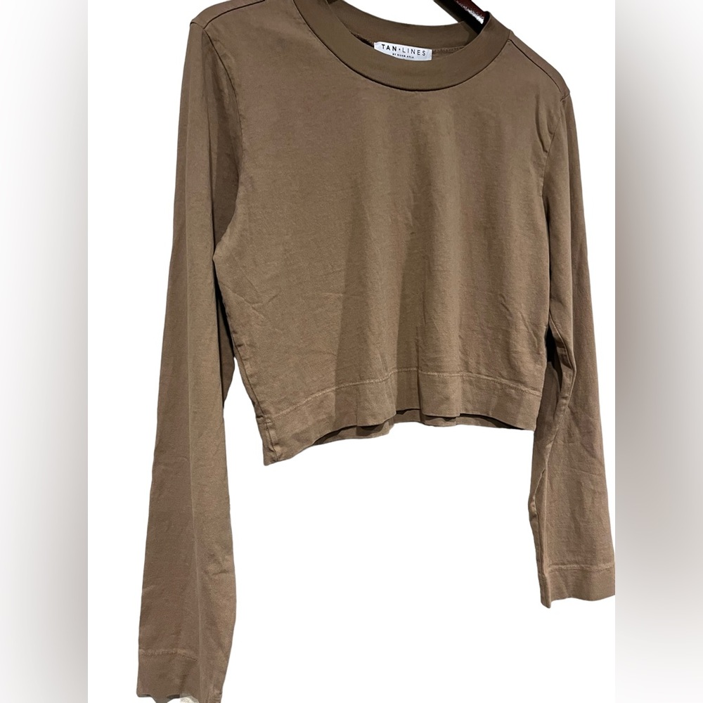 tan + lines medium size Long sleeved cropped tee in brown